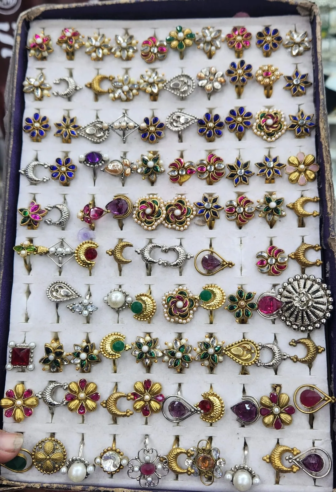 Pitol chain Ring