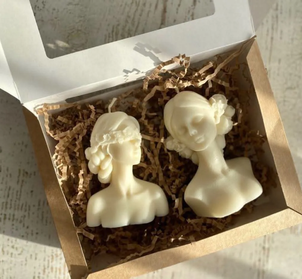 The Twin Muses